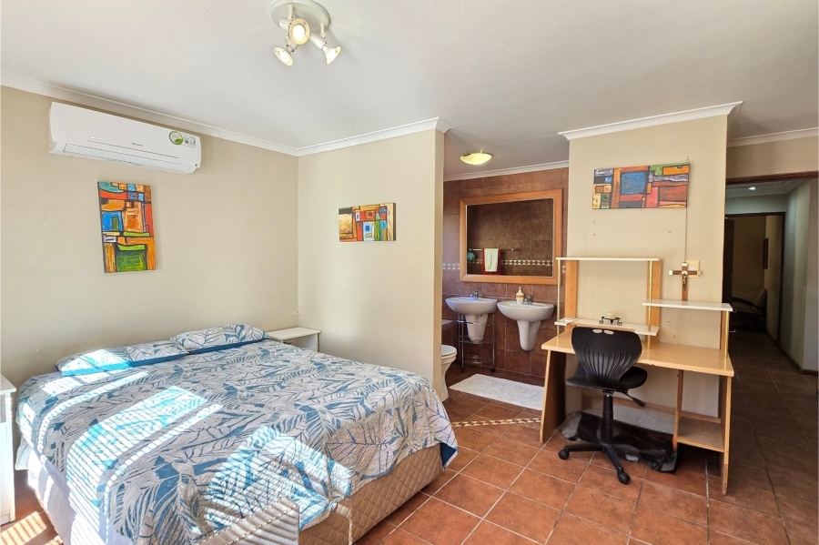 3 Bedroom Property for Sale in Welgevonden Estate Western Cape